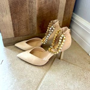 JLo light tan heels size 7. Worn once